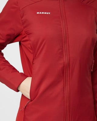 Eine rote Jacke mit weißem Mammut-Logo und Reißverschluss.