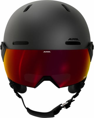 Schwarzer Skihelm mit roter Visierscheibe und Alpina-Logo. Schwarzer Skihelm mit roter Visierscheibe und Alpina-Logo.