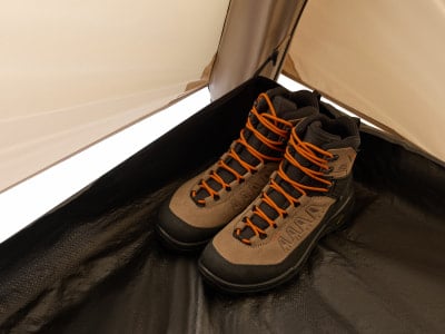 McKINLEY Madeira A 50.5 SW Familienzelt, Air, 17,2kg 545x390x220cm