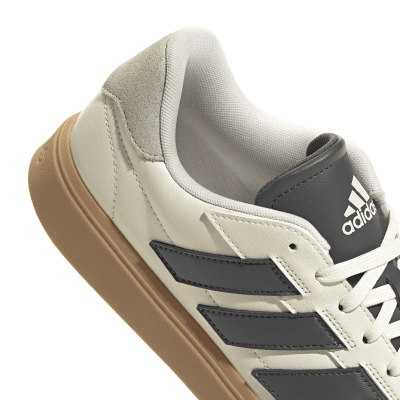 adidas Courtblock férfi szabadidőcipő adidas Courtblock férfi szabadidőcipő