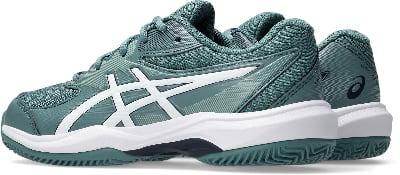Grüne Asics Tennisschuhe mit weißem Logo und weißer Sohle. Grüne Asics Tennisschuhe mit weißem Logo und weißer Sohle.