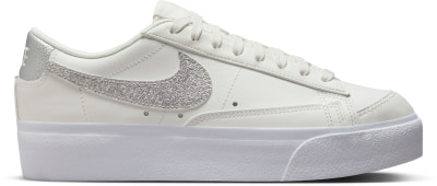 Nike Dám. voïnočasová obuv W Blazer Low Platform veï. US