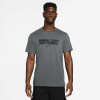 Herren-T-Shirt von Nike mit dem Aufdruck WINNING STARTS WITH TRAINING.