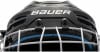 Schwarze Bauer Eishockeymaske mit Gitter und blauer Polsterung.