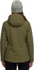 Rückansicht einer Frau in Khaki-Jacke und gestreifter Mütze.