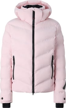 Eine rosa Daunenjacke mit Reißverschluss und Kapuze.