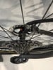 Fahrrad-Hinterradnabe mit Kassette und Scheibenbremse.