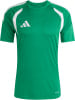 Grünes Adidas Herren-T-Shirt mit weißen Streifen an den Schultern und Logo.