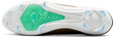 Podrážka futbalových kopačiek Nike Air Zoom s nápisom 'MERCURIAL' a zelenou vložkou.