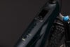 Rahmendetail eines E-Bikes mit Display und STEREO RACE Logo.