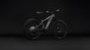 Graues Fullsuspension E-Mountainbike von Cube mit Dämpfer und Scheibenbremsen.