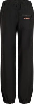 Schwarze Hose mit orangefarbenem O'Neill-Logo auf der Gesäßtasche.