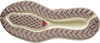 Schuhsohle mit ausgeprägtem Profil und sechseckigen Elementen.