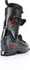 Fischer Travers Skischuh mit orangefarbenem Logo und Schnallen.