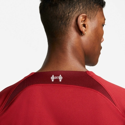 Nike Liverpool FC 22/23 Heimtrikot