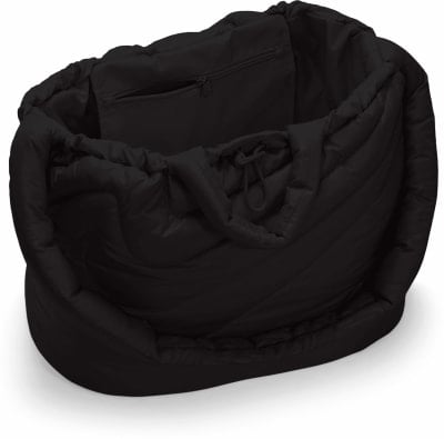 Schwarze gesteppte Tasche mit Innentasche mit Reißverschluss und Kordelzug.