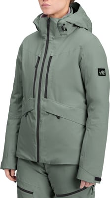 Grüne Damen-Skijacke mit Kapuze und schwarzen Reißverschlüssen.