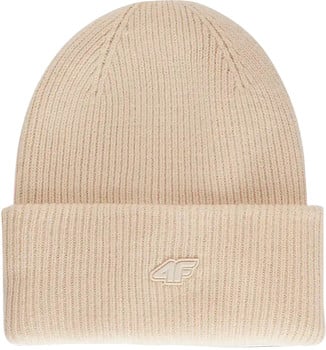 Eine beige Strickmütze mit dem 4F-Logo.