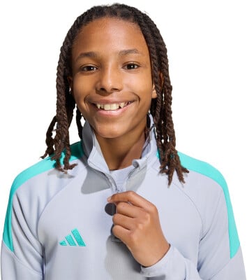 adidas Tiro 26 Essentials Trainingsjacke mit Halfzip adidas Tiro 26 Essentials Trainingsjacke mit Halfzip