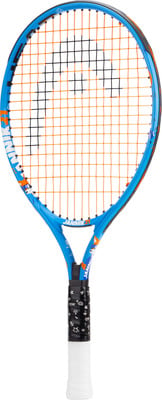 Blauer Tennisschläger mit orangenem Saitenmuster und schwarzen Griffbandmustern. Blauer Tennisschläger mit orangenem Saitenmuster und schwarzen Griffbandmustern.