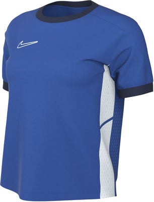 Ein blaues Nike-T-Shirt mit weißem Logo und dunkelblauem Kragen und Seitenpartien. Ein blaues Nike-T-Shirt mit weißem Logo und dunkelblauem Kragen und Seitenpartien.