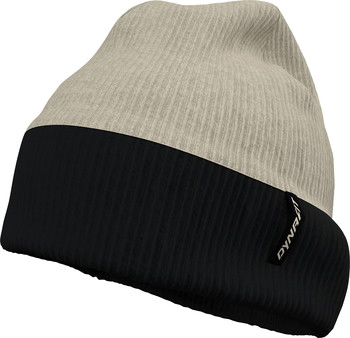 Nahtlose Strickmütze mit Dynafit-Logo in Schwarz und Beige.
