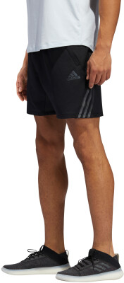 adidas AEROREADY 3-Streifen Cold Weather Knit Shorts