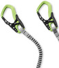 Zwei grüne Karabiner mit schwarzem Mechanismus und grauem, elastischem Lanyard.