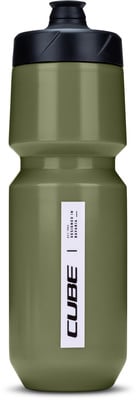 Grüne Trinkflasche mit schwarzem Deckel und weißem CUBE-Aufdruck. Grüne Trinkflasche mit schwarzem Deckel und weißem CUBE-Aufdruck.
