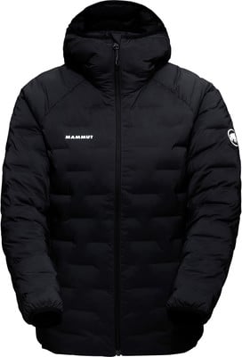 Schwarze Mammut-Daunenjacke mit Reißverschluss und Logo auf der Brust. Schwarze Mammut-Daunenjacke mit Reißverschluss und Logo auf der Brust.