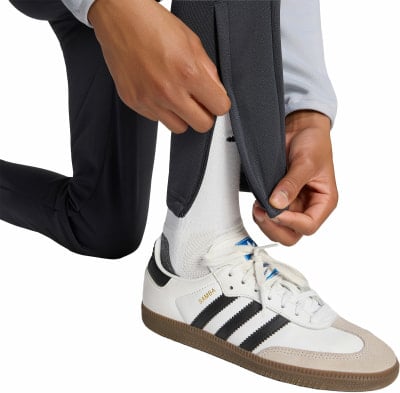 adidas Tiro 26 Essentials Trainingshose adidas Tiro 26 Essentials Trainingshose