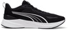 Schwarze Puma Laufschuhe mit weißem Streifen und weißer Sohle.