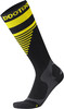 Schwarzer hoher Socken mit gelben Streifen und BOOTDOO-Logo auf der Wade.