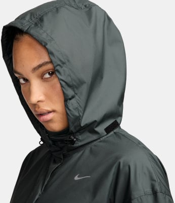 Nike Fast Repel Laufjacke mit Kapuze