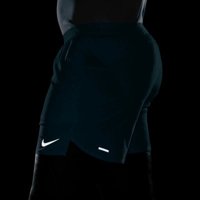 Nike Stride Laufshorts