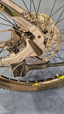Genesis E-Pro MTB 2.3 Genesis E-Pro MTB 2.3