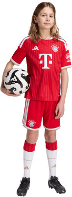adidas FC Bayern 26/27 Heim Fußballshorts adidas FC Bayern 26/27 Heim Fußballshorts