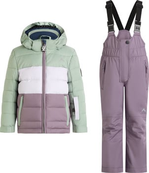 Kinder-Winterjacke und Latzhose in Pastellfarben.