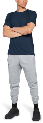 Under Armour UNDER ARMOUR Pán. triČko Sportstyle LC 60% bavlna/40% PES Under Armour UNDER ARMOUR Pán. triČko Sportstyle LC 60% bavlna/40% PES