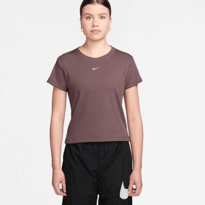Nike Tight Ribbed Short-Sleeve T-Shirt