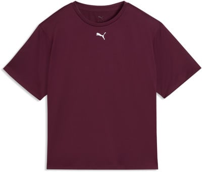 Herren-Weinrot-T-Shirt von Puma mit kurzen Ärmeln und Logo. Herren-Weinrot-T-Shirt von Puma mit kurzen Ärmeln und Logo.
