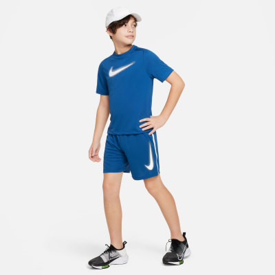 Nike Multi Dri-FIT gyerek rövidnadrág