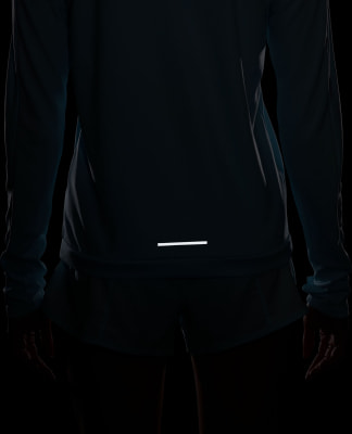 Nike Swoosh Dri-FIT női hosszú ujjú felső