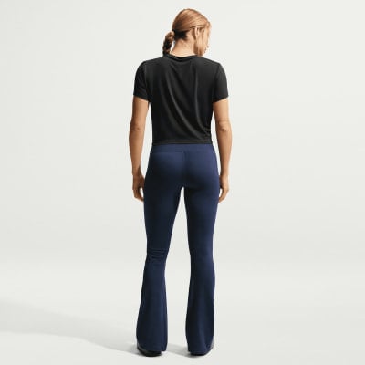 Nike One Classic Twist T-Shirt Nike One Classic Twist T-Shirt