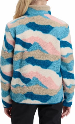 Rückansicht einer Damen-Fleecejacke mit buntem Bergmuster. Rückansicht einer Damen-Fleecejacke mit buntem Bergmuster.