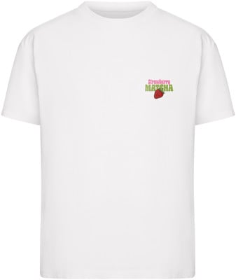 Weißes T-Shirt mit Erdbeer- und Matcha-Aufdruck. Weißes T-Shirt mit Erdbeer- und Matcha-Aufdruck.