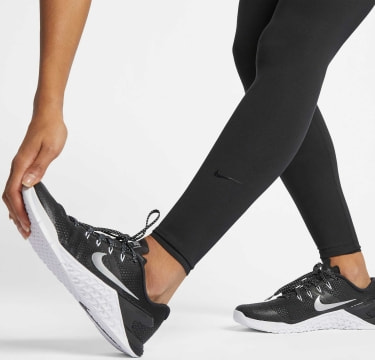 One Luxe Tights