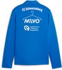 Blaue Jacke mit weißem Logo und Schriftzug FC Schwarzenberg und MEVO.