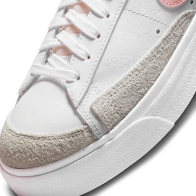 Nike Dám. voïnočasová obuv W Blazer Low Platform veï. US