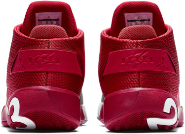 Jordan Ultra Fly 3 férfi kosárlabdacipő